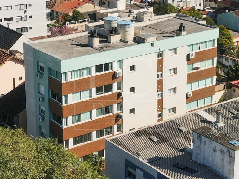 Apartamento à venda com 90m², 3 dormitórios, 1 suíte, 2 vagas no bairro Cristo Redentor em Porto Alegre