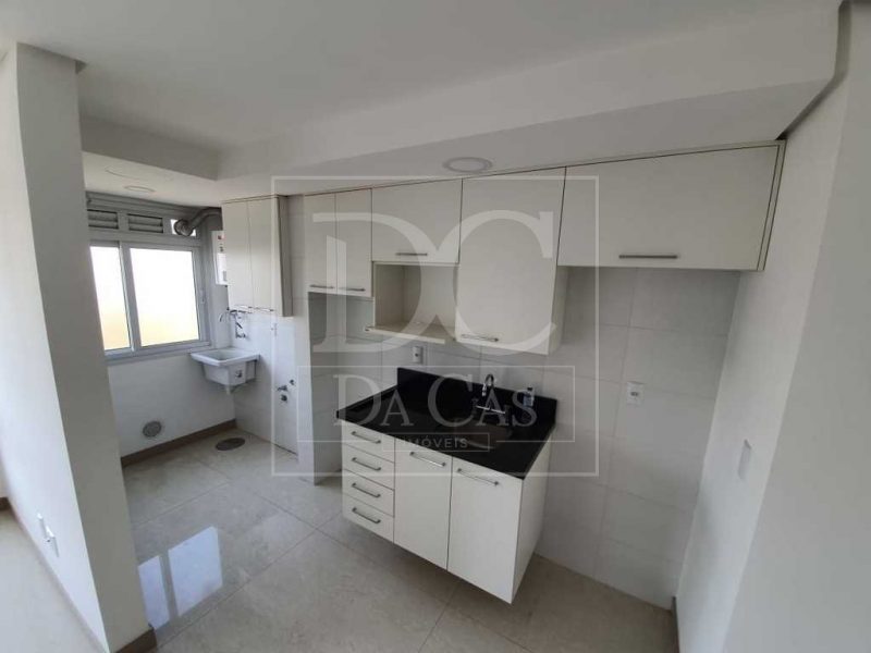 Apartamento à venda com 57m², 2 dormitórios, 1 suíte, 1 vaga no bairro Bom Jesus em Porto Alegre