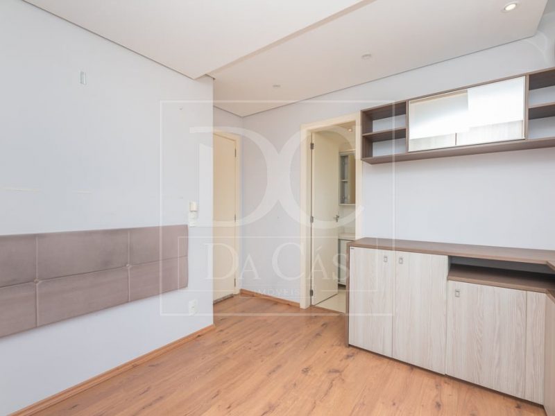 Apartamento à venda com 56m², 2 dormitórios, 1 suíte, 1 vaga no bairro Morro Santana em Porto Alegre