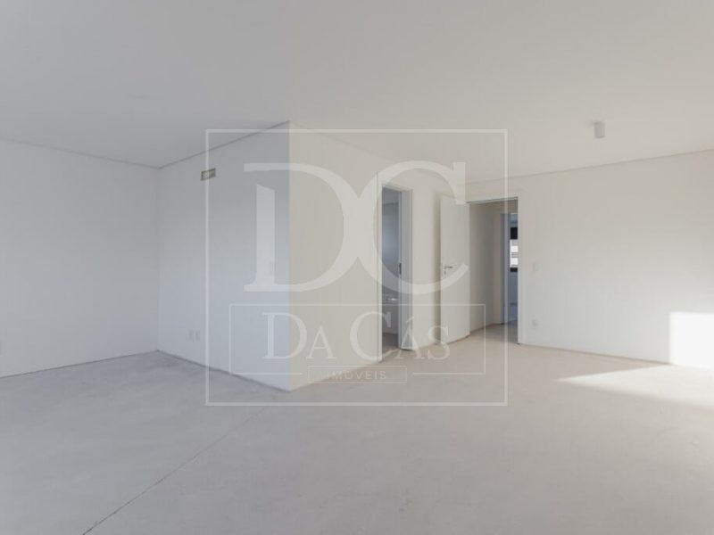 Apartamento à venda com 268m², 3 dormitórios, 3 suítes, 4 vagas no bairro Rio Branco em Porto Alegre