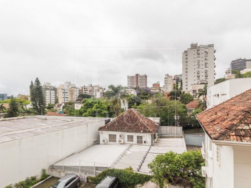 Cobertura à venda com 127m², 2 dormitórios, 1 vaga no bairro Moinhos de Vento em Porto Alegre