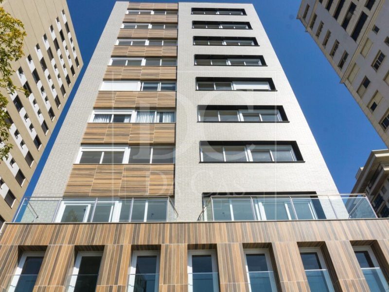 Apartamento à venda com 54m², 1 dormitório, 1 suíte, 2 vagas no bairro Três Figueiras em Porto Alegre