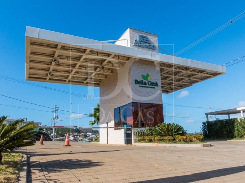 Terreno à venda com 131m² no bairro Lomba do Pinheiro em Porto Alegre