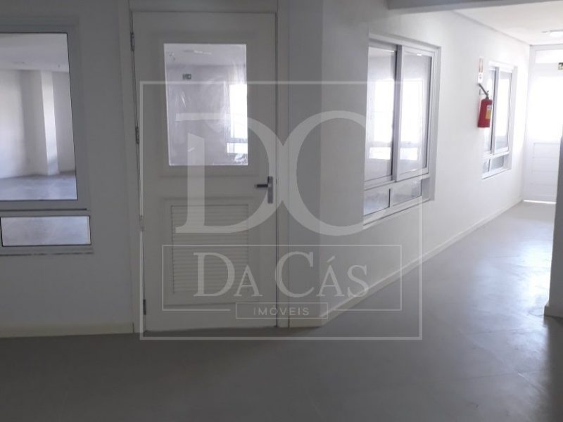 Apartamento à venda com 66m², 2 dormitórios, 1 suíte, 1 vaga no bairro Santo Antônio em Porto Alegre