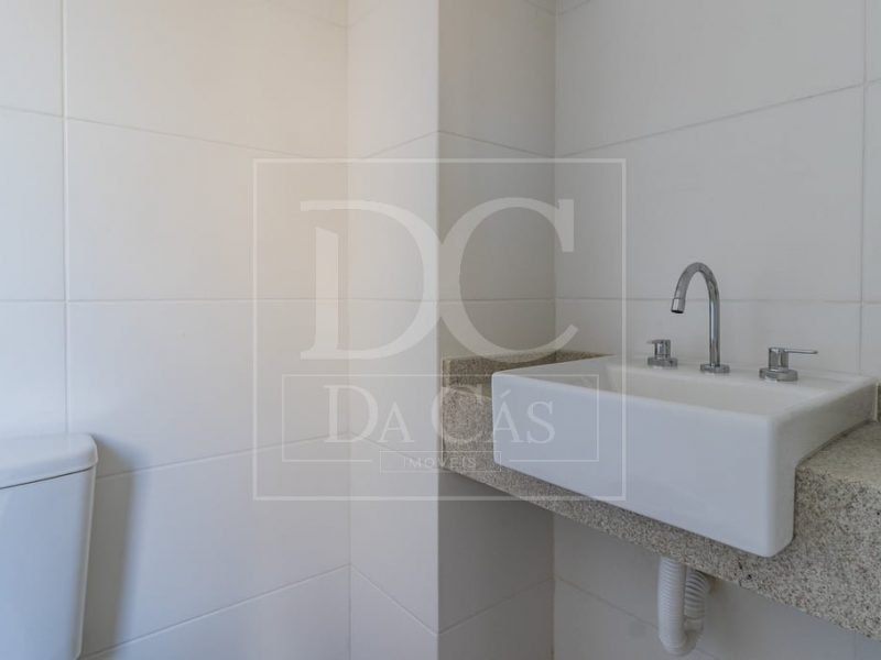 Apartamento à venda com 111m², 2 dormitórios, 2 suítes, 2 vagas no bairro Mont Serrat em Porto Alegre