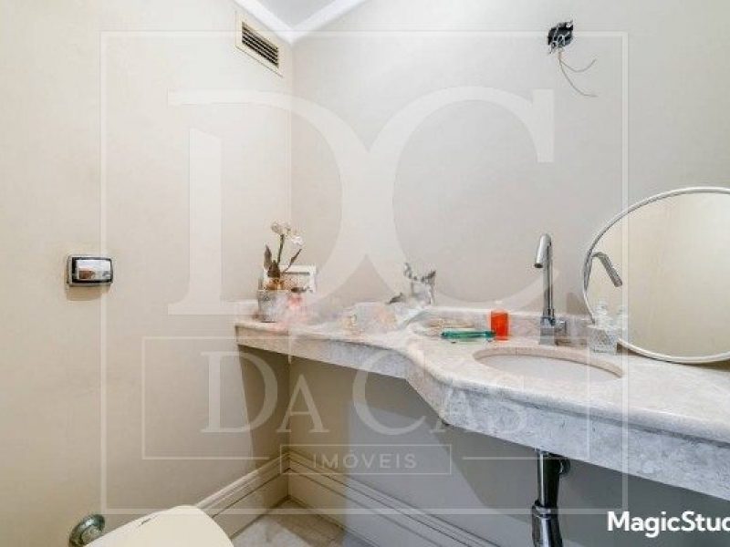 Apartamento à venda com 168m², 3 dormitórios, 1 suíte no bairro Bela Vista em Porto Alegre