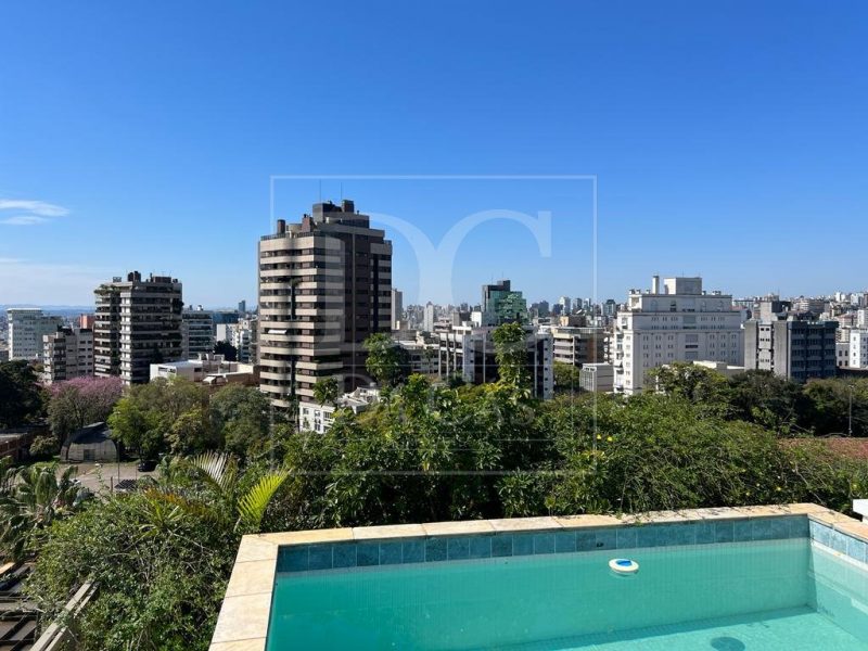 Apartamento à venda com 547m², 4 dormitórios, 1 suíte, 4 vagas no bairro Floresta em Porto Alegre