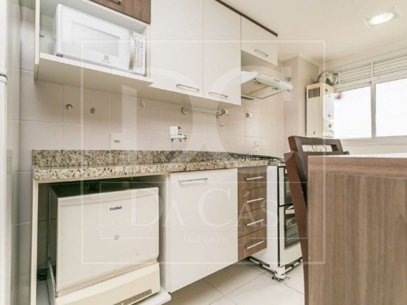 Apartamento à venda com 68m², 2 dormitórios, 1 suíte, 1 vaga no bairro Jardim Lindóia em Porto Alegre