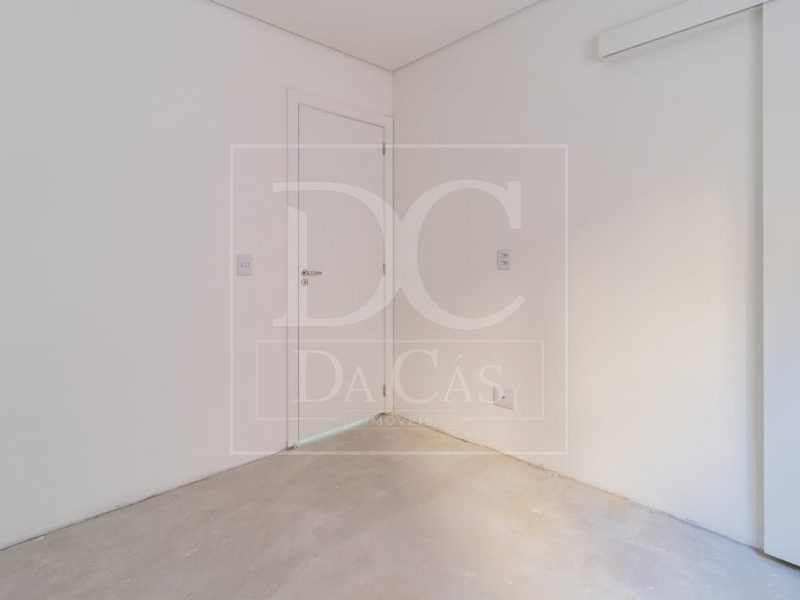 Apartamento à venda com 86m², 2 dormitórios, 2 suítes, 1 vaga no bairro Mont Serrat em Porto Alegre