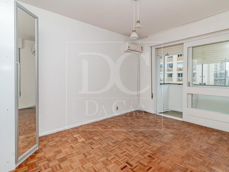 Apartamento à venda com 94m², 3 dormitórios no bairro Centro Histórico em Porto Alegre