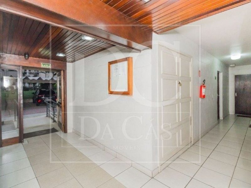 Apartamento à venda com 61m², 2 dormitórios, 1 vaga no bairro Partenon em Porto Alegre