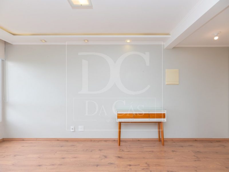 Apartamento à venda com 56m², 2 dormitórios, 1 suíte, 1 vaga no bairro Morro Santana em Porto Alegre