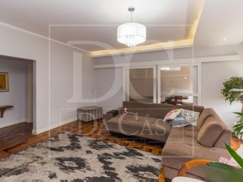 Apartamento à venda com 175m², 4 dormitórios, 1 suíte, 1 vaga no bairro Higienópolis em Porto Alegre