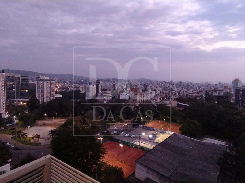 Apartamento à venda com 45m², 1 dormitório, 1 vaga no bairro Petrópolis em Porto Alegre