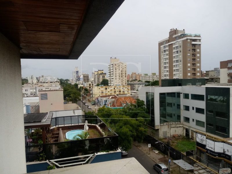 Apartamento à venda com 102m², 3 dormitórios, 1 suíte, 1 vaga no bairro Rio Branco em Porto Alegre