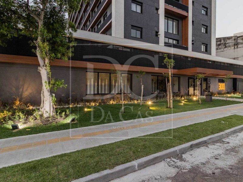 Loft à venda com 58m², 1 dormitório, 1 suíte, 1 vaga no bairro Azenha em Porto Alegre