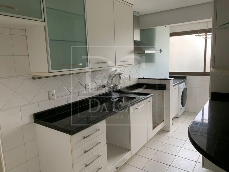 Apartamento à venda com 100m², 3 dormitórios, 1 suíte, 1 vaga no bairro Boa Vista em Porto Alegre