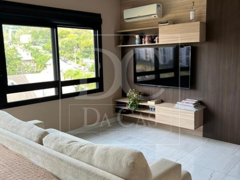 Apartamento à venda com 38m², 1 dormitório, 1 vaga no bairro Jardim Botânico em Porto Alegre