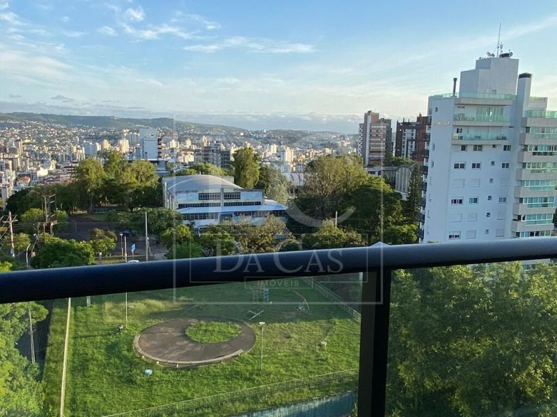 Apartamento à venda com 122m², 3 dormitórios, 1 suíte, 3 vagas no bairro Rio Branco em Porto Alegre