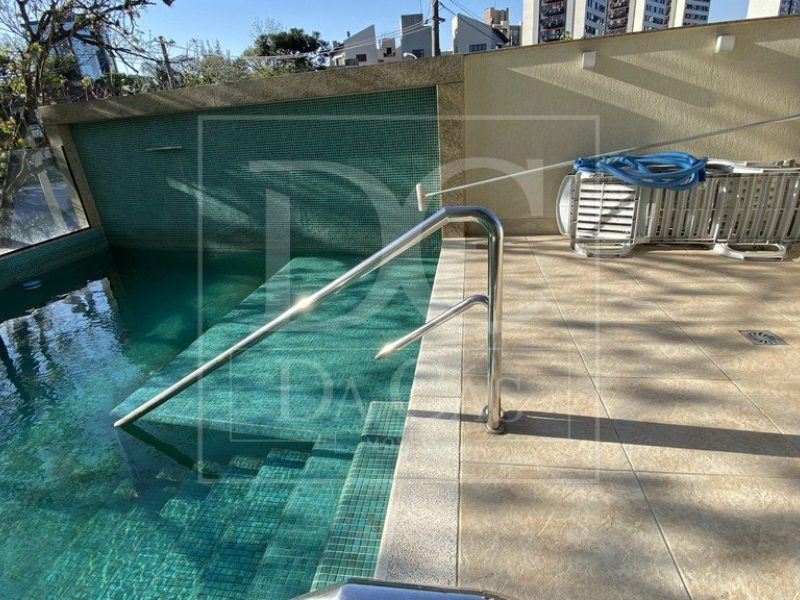 Apartamento à venda com 67m², 2 dormitórios, 1 suíte, 1 vaga no bairro Petrópolis em Porto Alegre