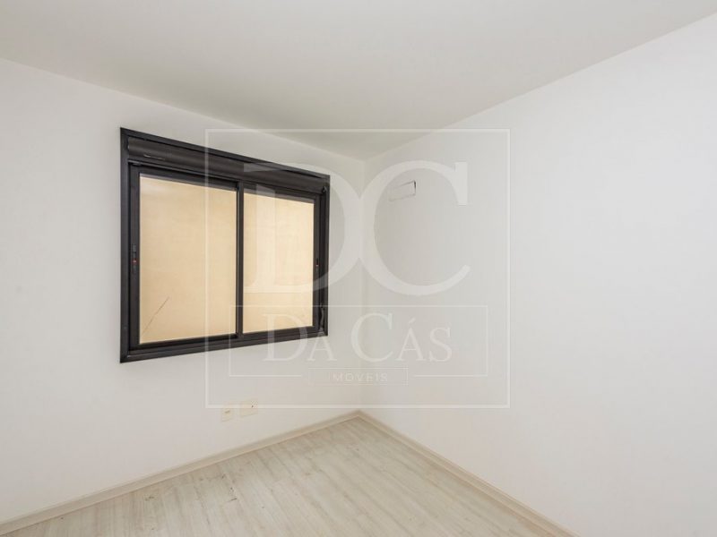 Apartamento à venda com 63m², 2 dormitórios, 1 suíte, 2 vagas no bairro Bom Jesus em Porto Alegre