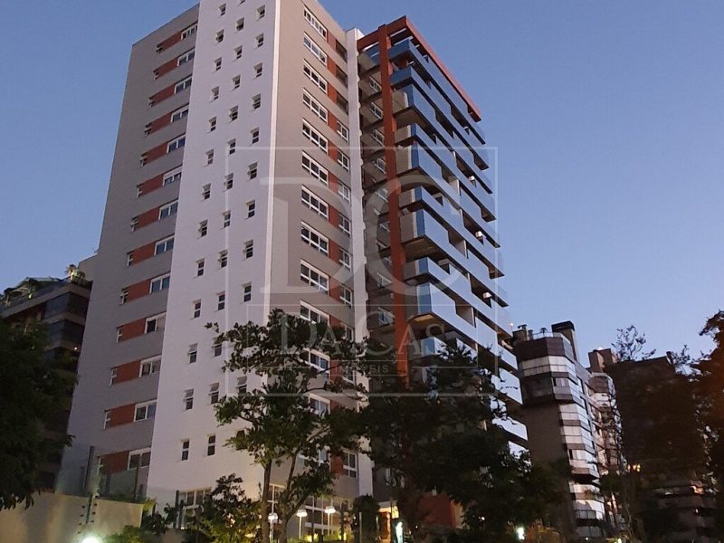 Apartamento à venda com 340m², 4 dormitórios, 4 suítes, 4 vagas no bairro Bela Vista em Porto Alegre