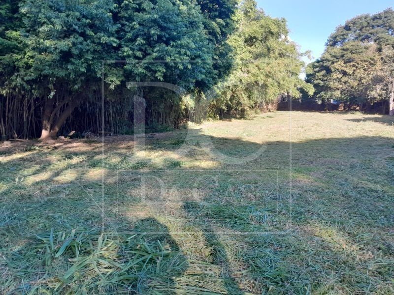 Terreno à venda com 1.000m² no bairro Camaquã em Porto Alegre