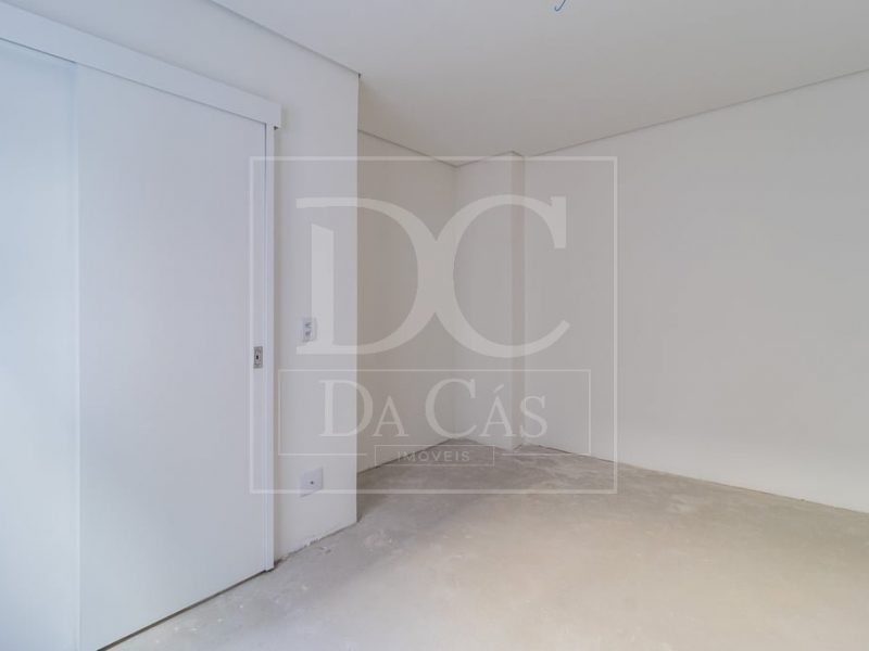 Apartamento à venda com 86m², 2 dormitórios, 2 suítes, 1 vaga no bairro Mont Serrat em Porto Alegre