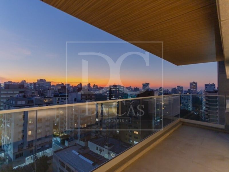 Apartamento à venda com 268m², 3 dormitórios, 3 suítes, 5 vagas no bairro Rio Branco em Porto Alegre