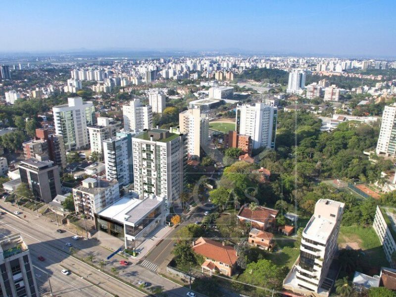 Apartamento à venda com 176m², 3 dormitórios, 3 suítes, 4 vagas no bairro Três Figueiras em Porto Alegre