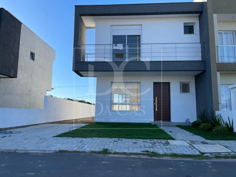 Casa em Condomínio à venda com 122m², 3 dormitórios, 3 suítes, 2 vagas no bairro Petrópolis em Porto Alegre