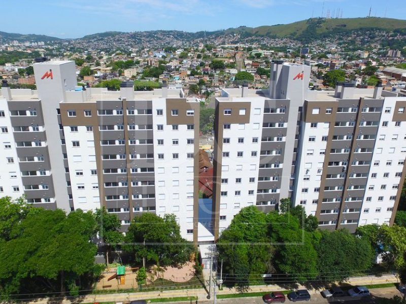 Apartamento à venda com 68m², 3 dormitórios, 1 suíte, 2 vagas no bairro Santo Antônio em Porto Alegre