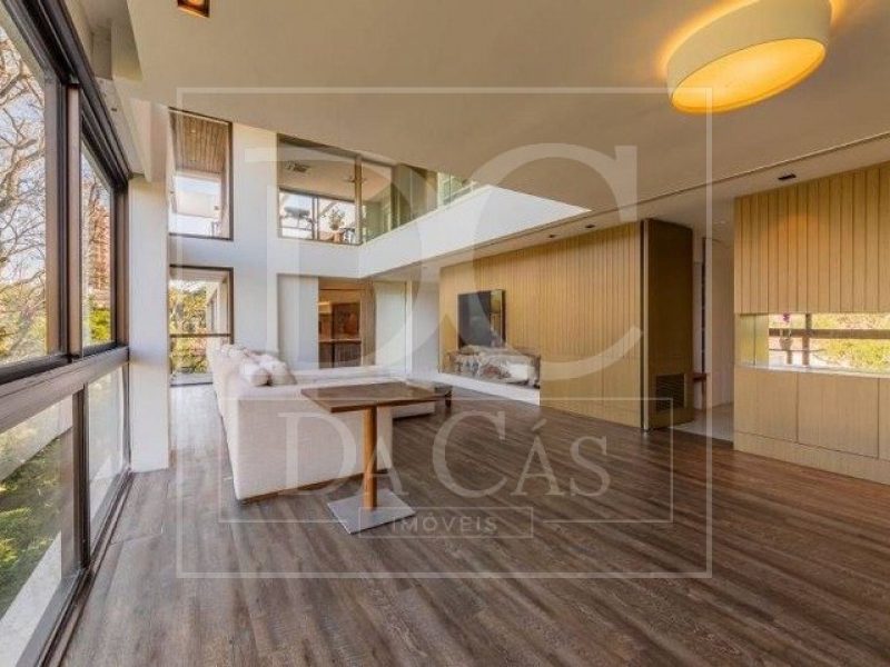 Apartamento à venda com 567m², 4 dormitórios, 4 suítes, 5 vagas no bairro Três Figueiras em Porto Alegre