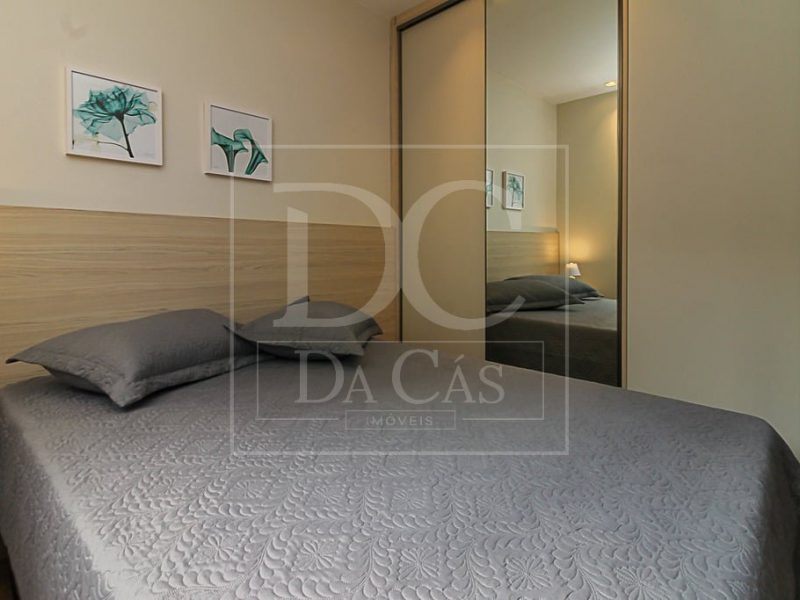 Apartamento à venda com 105m², 3 dormitórios, 1 suíte, 2 vagas no bairro Petrópolis em Porto Alegre