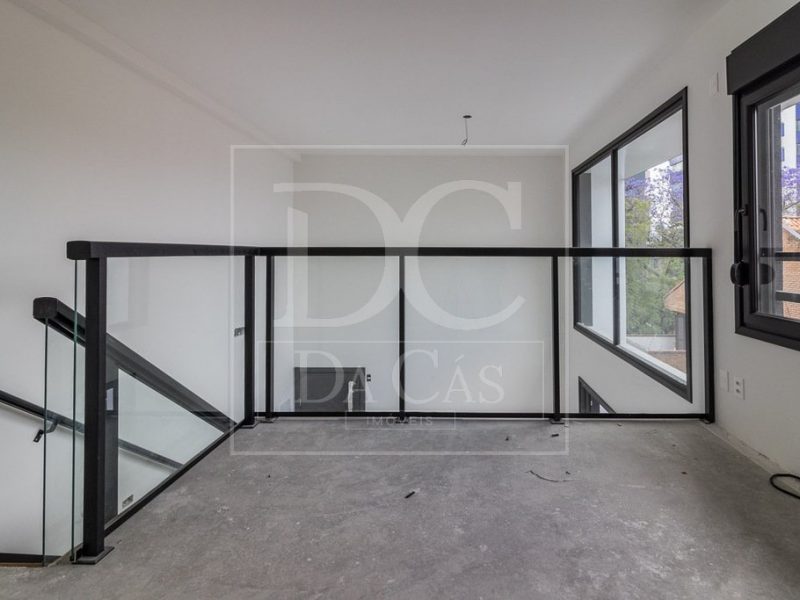 Loft à venda com 76m², 1 dormitório, 1 suíte, 2 vagas no bairro Rio Branco em Porto Alegre