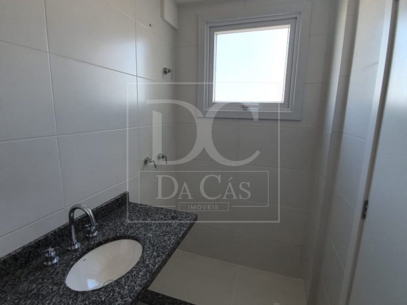 Apartamento à venda com 71m², 2 dormitórios, 1 suíte, 2 vagas no bairro Petrópolis em Porto Alegre