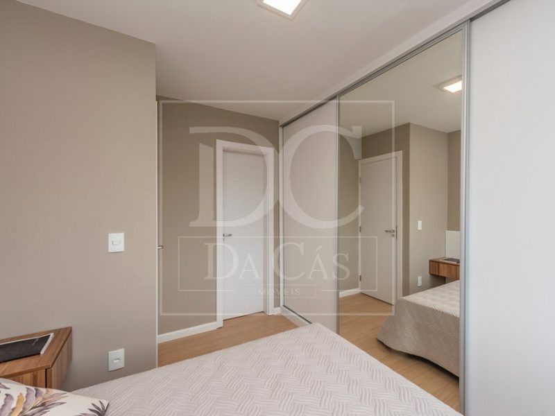 Apartamento à venda com 65m², 3 dormitórios, 1 suíte, 1 vaga no bairro Petrópolis em Porto Alegre