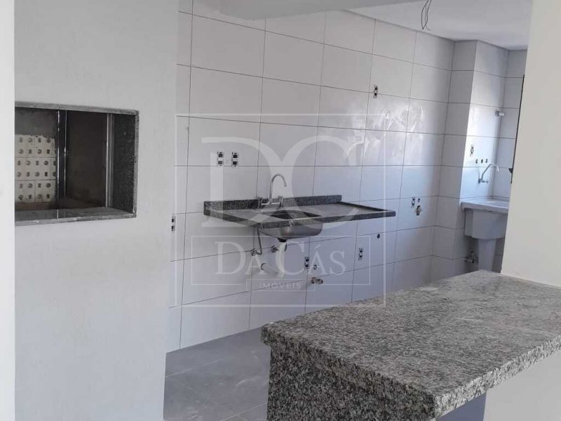 Apartamento à venda com 66m², 2 dormitórios, 1 suíte, 1 vaga no bairro Santo Antônio em Porto Alegre