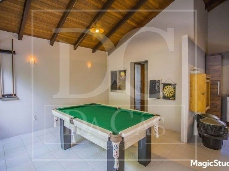 Casa em Condomínio à venda com 459m², 4 dormitórios, 3 suítes, 4 vagas no bairro Santa Tereza em Porto Alegre