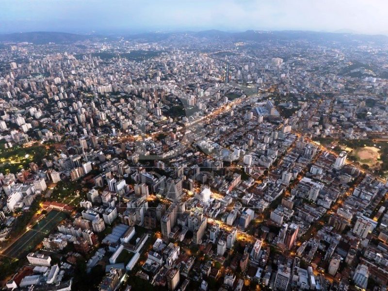 Salas/Conjuntos à venda com 42m² no bairro Independência em Porto Alegre