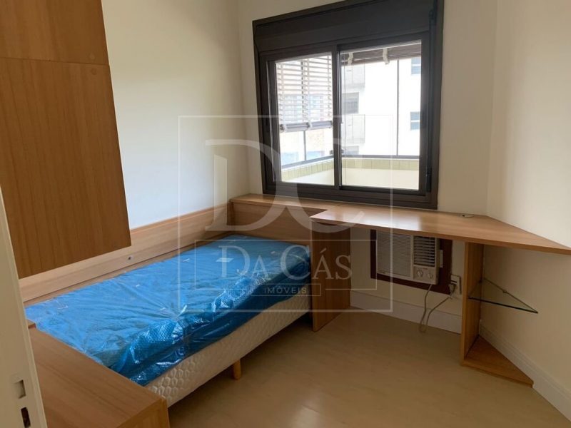 Apartamento à venda com 100m², 3 dormitórios, 1 suíte, 1 vaga no bairro Boa Vista em Porto Alegre