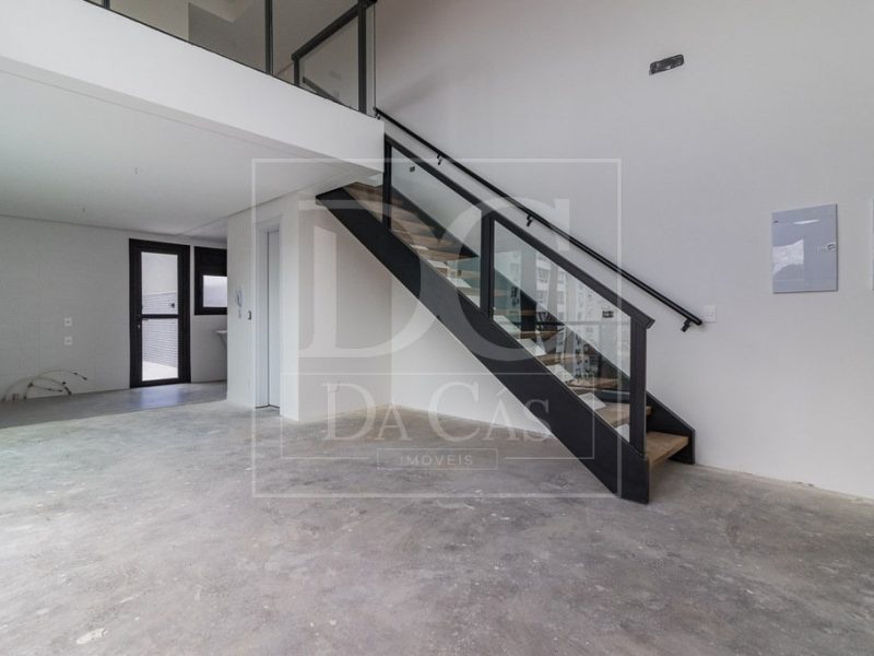 Loft à venda com 76m², 1 dormitório, 1 suíte, 2 vagas no bairro Rio Branco em Porto Alegre