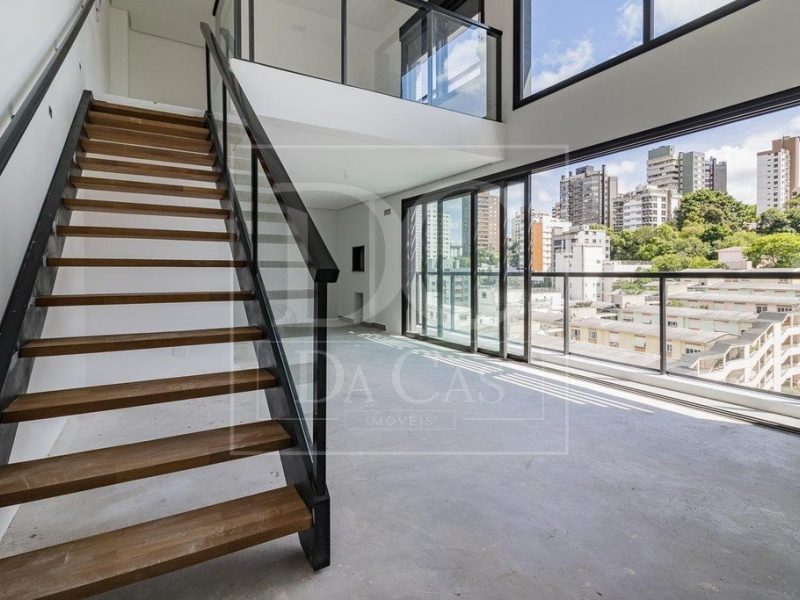 Loft à venda com 76m², 1 dormitório, 1 suíte, 2 vagas no bairro Rio Branco em Porto Alegre