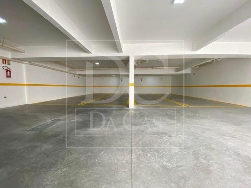 Loft à venda com 209m², 3 dormitórios, 1 suíte, 2 vagas no bairro Chácara das Pedras em Porto Alegre