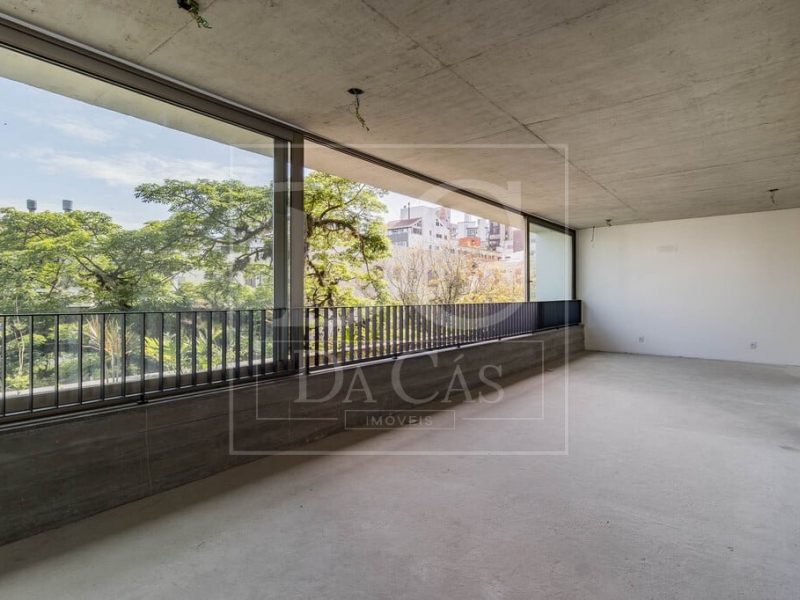 Apartamento à venda com 111m², 2 dormitórios, 2 suítes, 2 vagas no bairro Mont Serrat em Porto Alegre