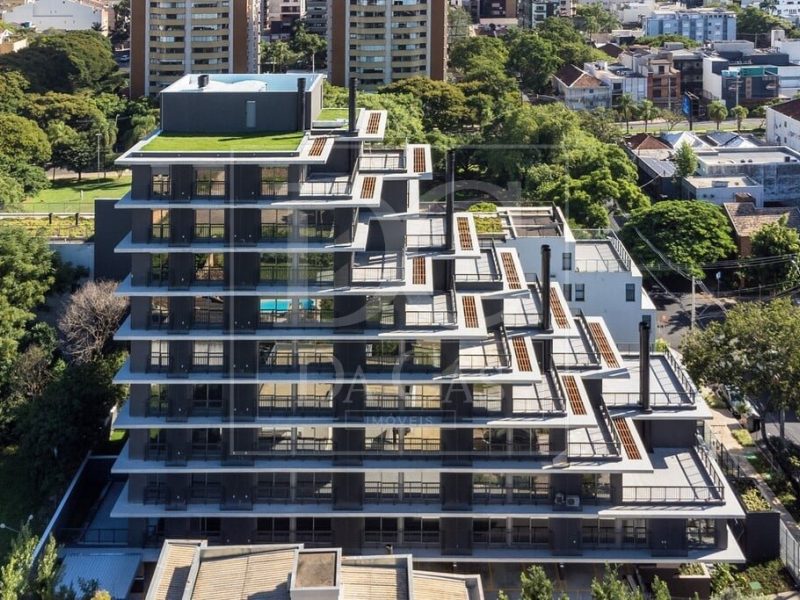 Apartamento à venda com 47m², 1 dormitório, 1 vaga no bairro Petrópolis em Porto Alegre