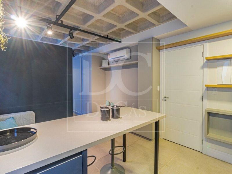 Apartamento à venda com 126m², 1 dormitório, 1 vaga no bairro Cidade Baixa em Porto Alegre