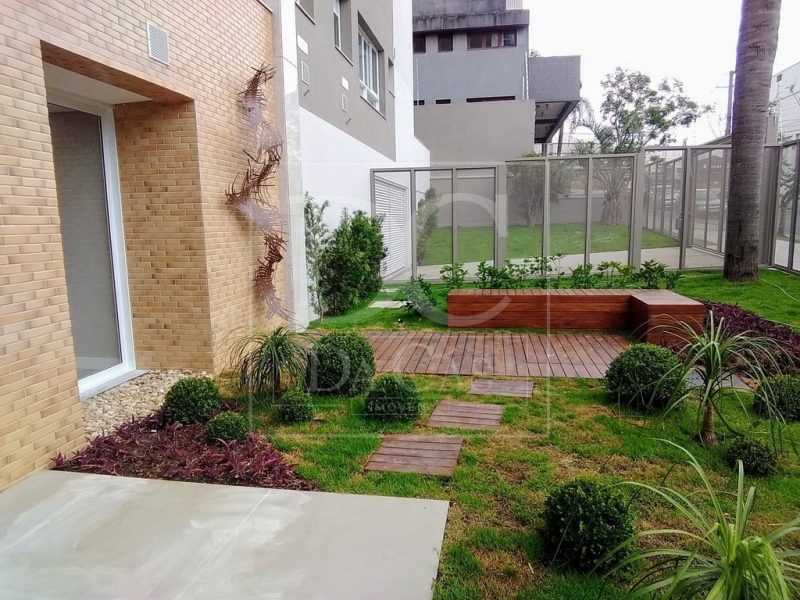 Apartamento à venda com 69m², 2 dormitórios, 1 suíte, 1 vaga no bairro Bom Jesus em Porto Alegre