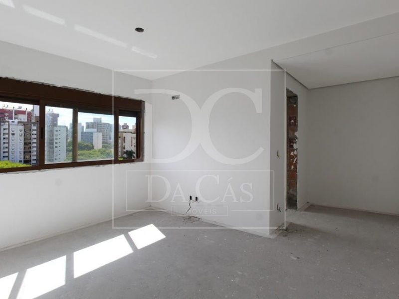 Apartamento à venda com 153m², 3 dormitórios, 3 suítes, 2 vagas no bairro Menino Deus em Porto Alegre