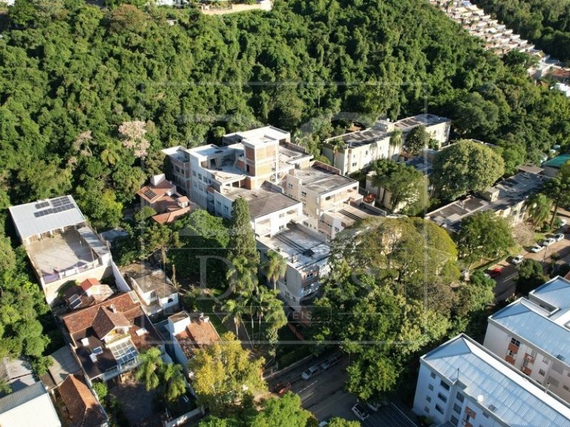 Apartamento à venda com 90m², 3 dormitórios, 1 suíte, 2 vagas no bairro Menino Deus em Porto Alegre